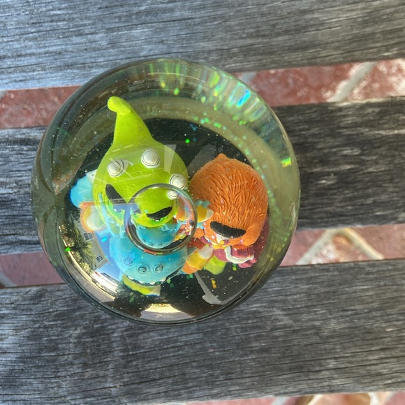 Candy Monster music snowglobe - Picture 4 of 5